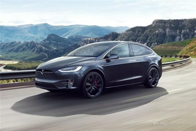 苹果造车内幕曝光：曾想收购特斯拉，后决定自己造车，曾想用Siri取代方向盘